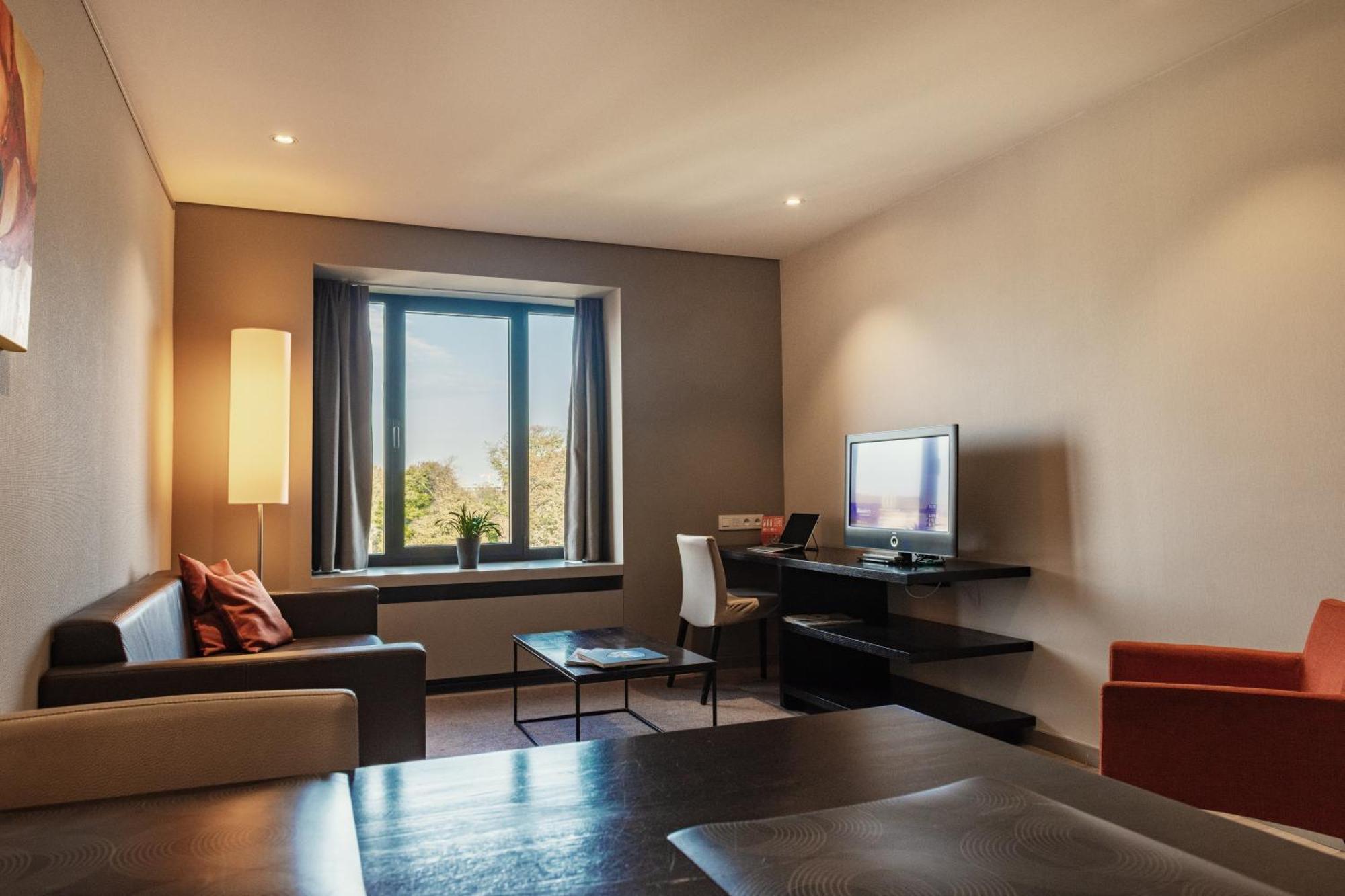 Apartment,1284382285:JPEG